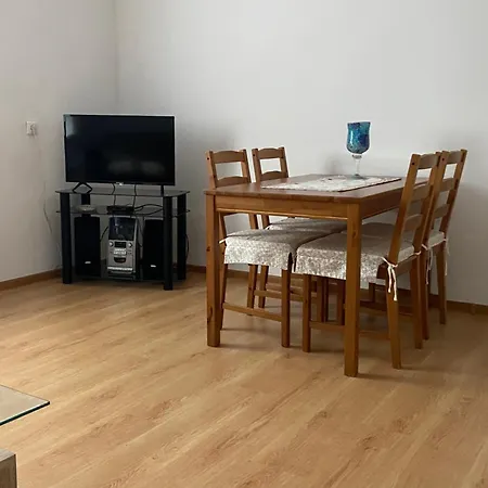 شقة Ferienwohnung 3 Zimmer Am See Naehe Danzig